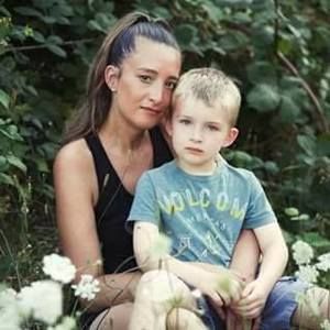 Meet your Posher, Talia